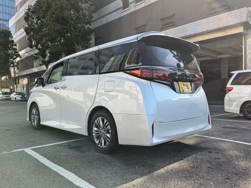 Toyota Alphard 2025 из CN, фото 9
