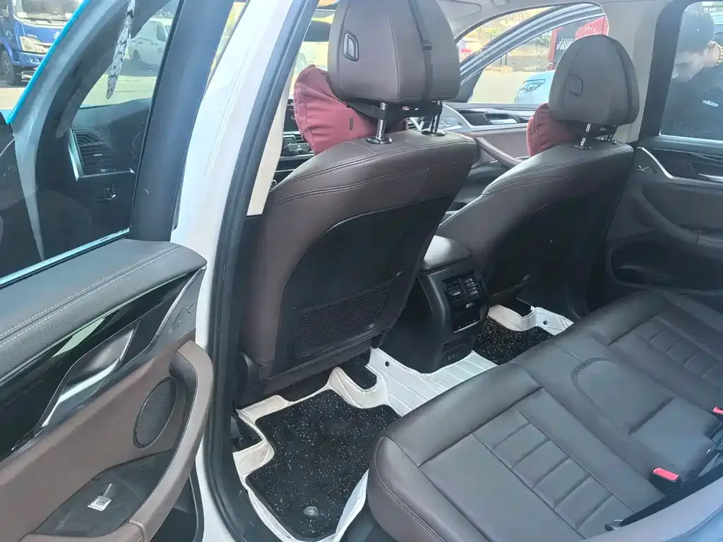 BMW X3 2021 из CN, фото 9