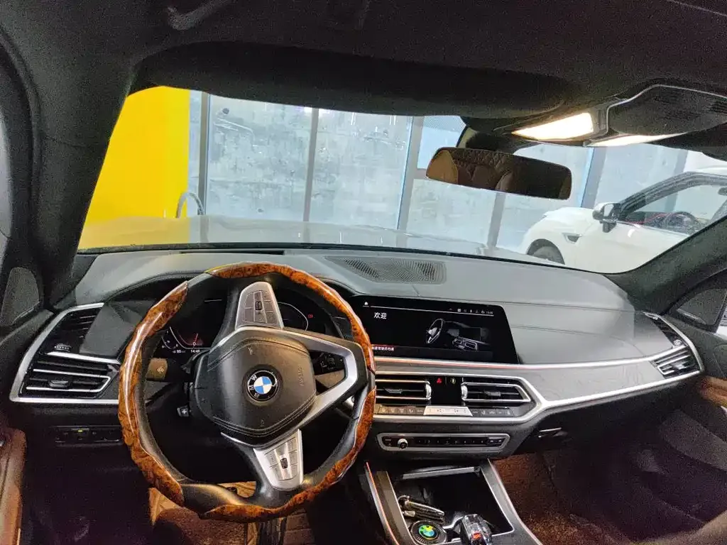 BMW X7 2022 из CN, фото 2
