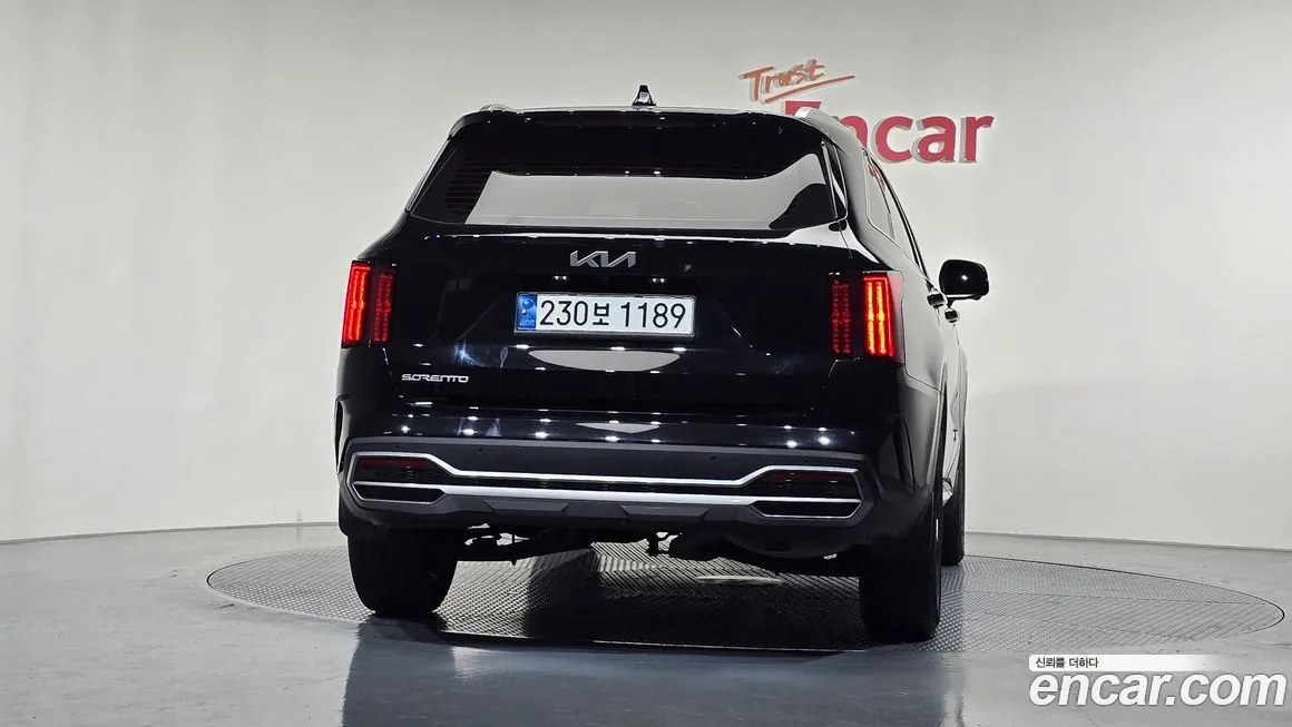 Kia Sorento — фото 4