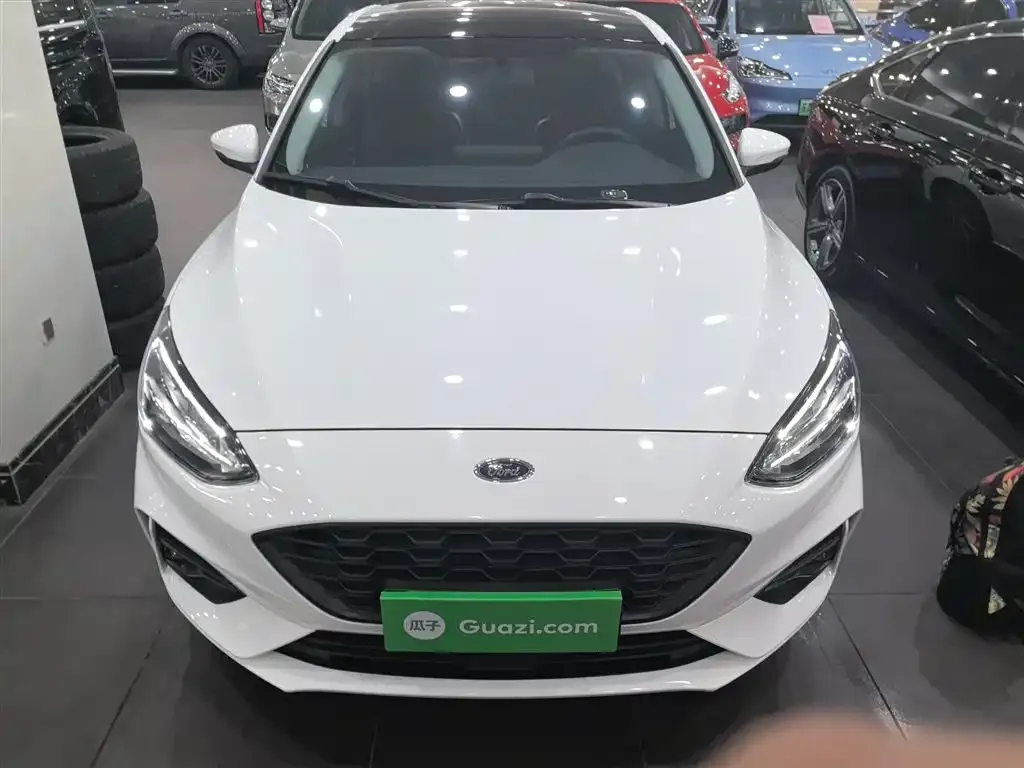 Ford Focus 2022 из CN, фото 3