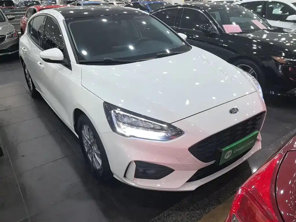 Ford Focus 2022 из CN, фото 4