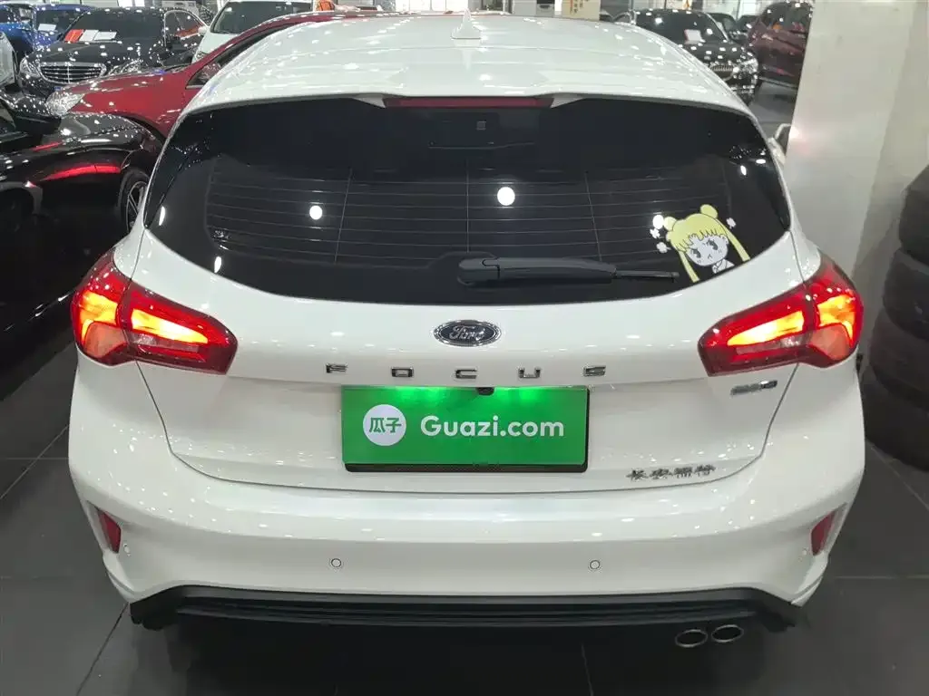 Ford Focus 2022 из CN, фото 6