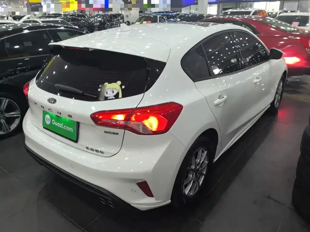 Ford Focus 2022 из CN, фото 7