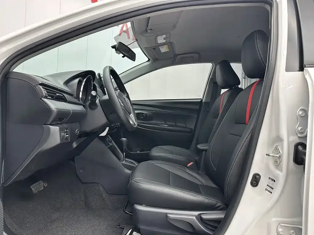 Toyota Yaris L 2022 из CN, фото 4