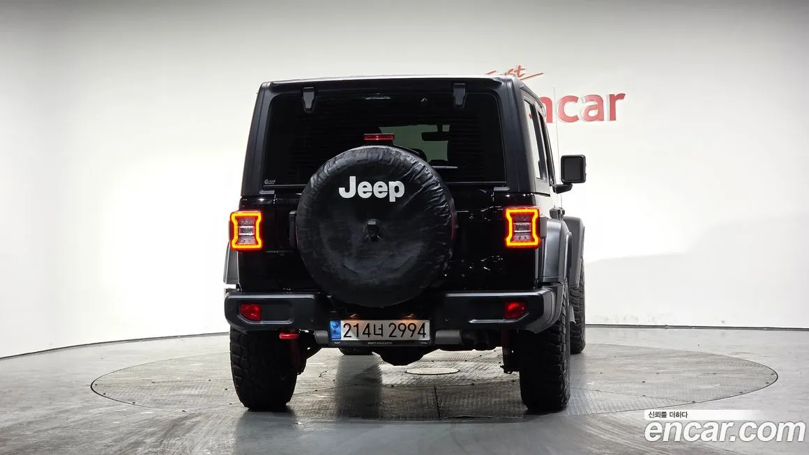 Jeep Wrangler — фото 4