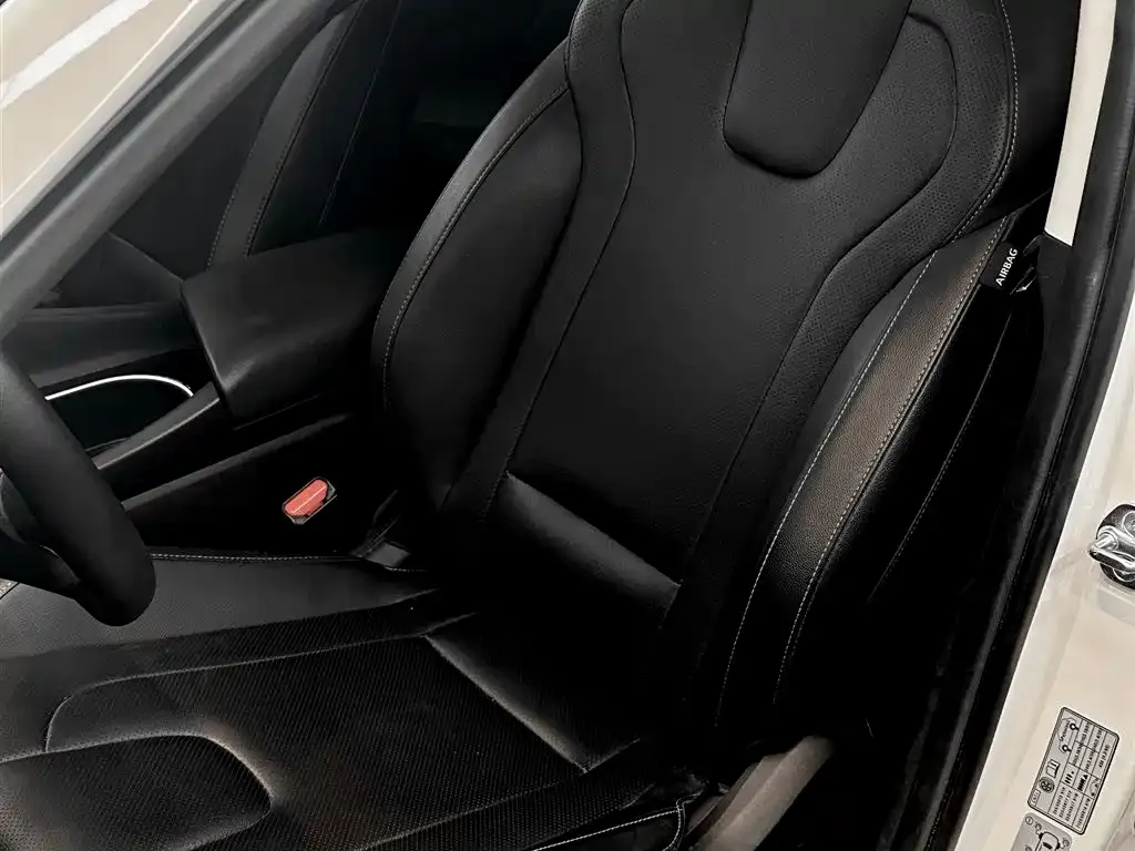 Hyundai Elantra 2021 из CN, фото 10