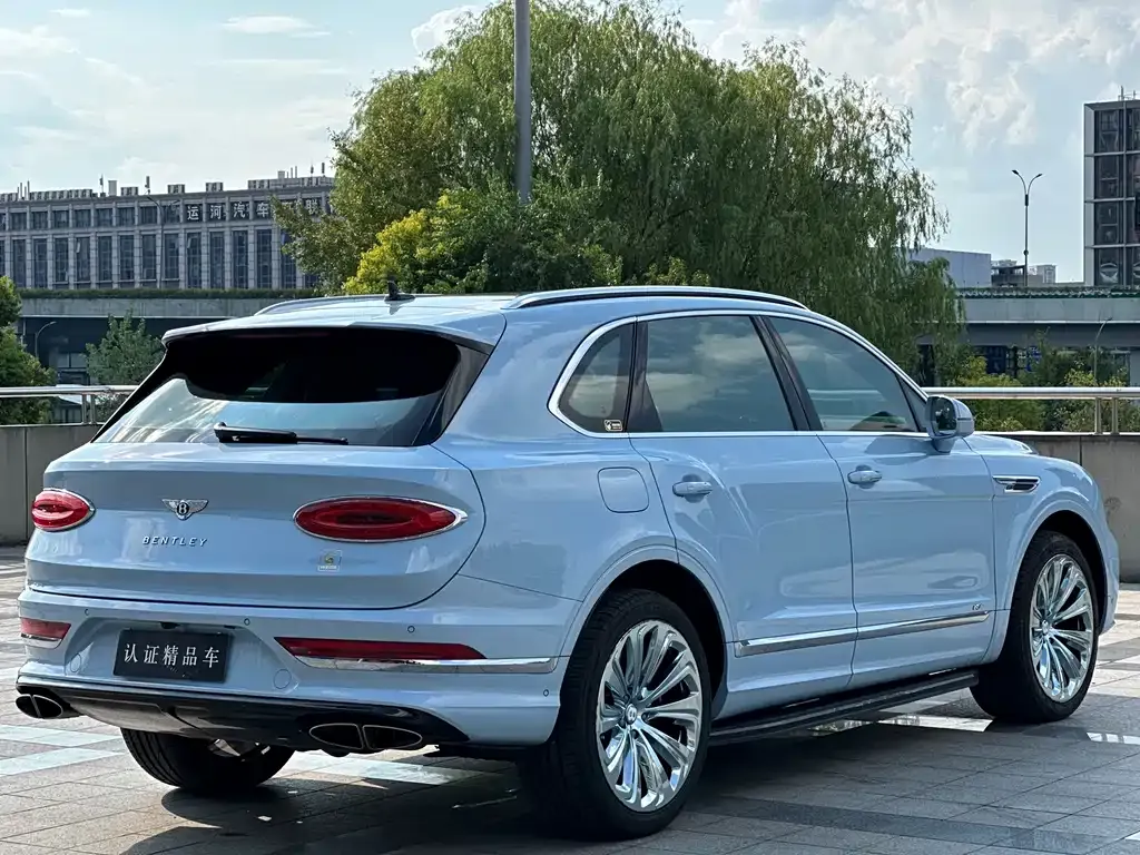 Bentley Bentayga 2021 из CN, фото 6
