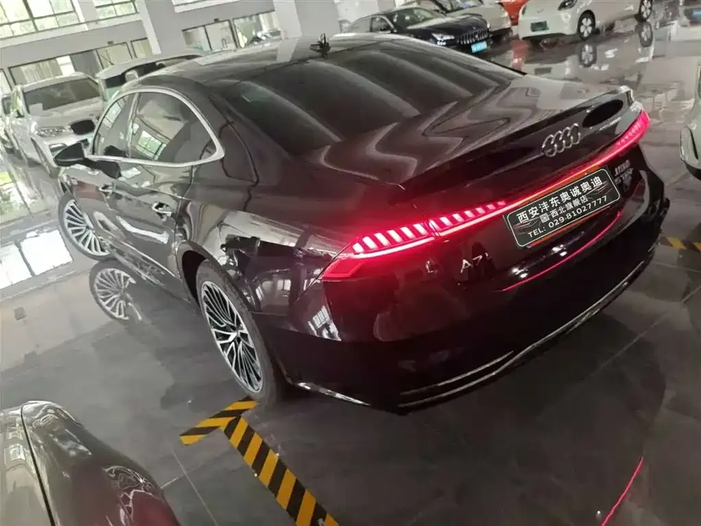 Audi A7L 2025 из CN, фото 4