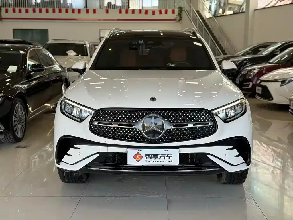 Mercedes-Benz GLC 2023 из CN, фото 2