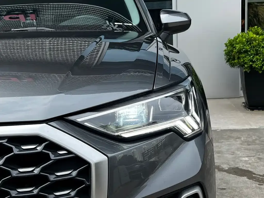 Audi Q3 Sportback 2021 из CN, фото 8