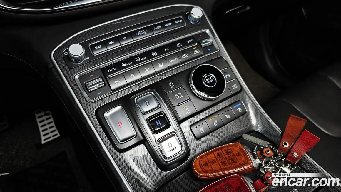 Hyundai Santafe — фото 9