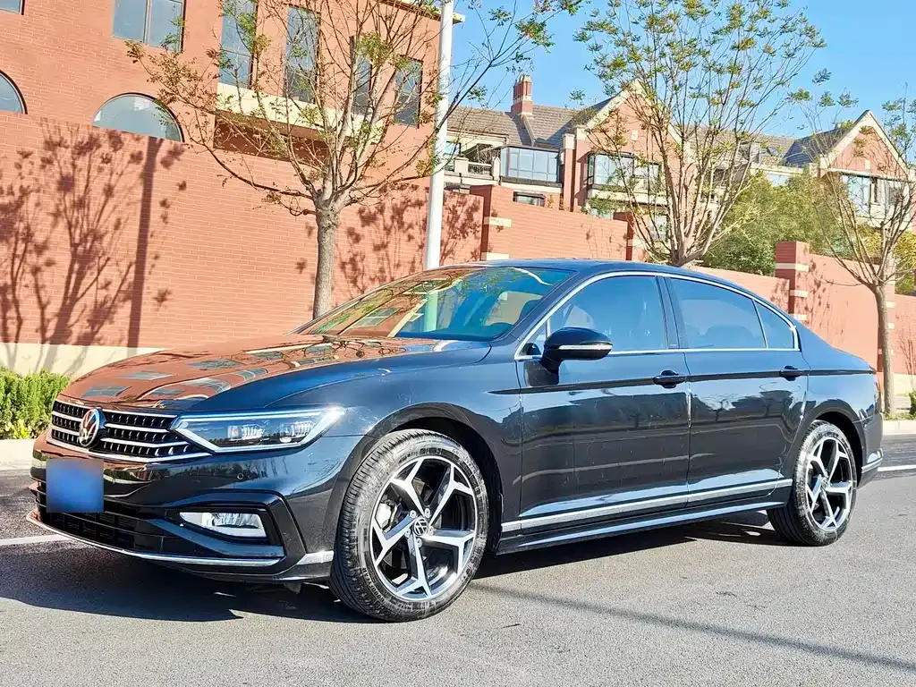 Volkswagen Magotan 2023 из CN, фото 1