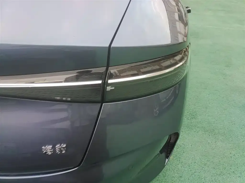 BYD Seal — фото 8