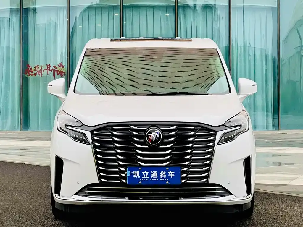 Buick GL8 2024 из CN, фото 2
