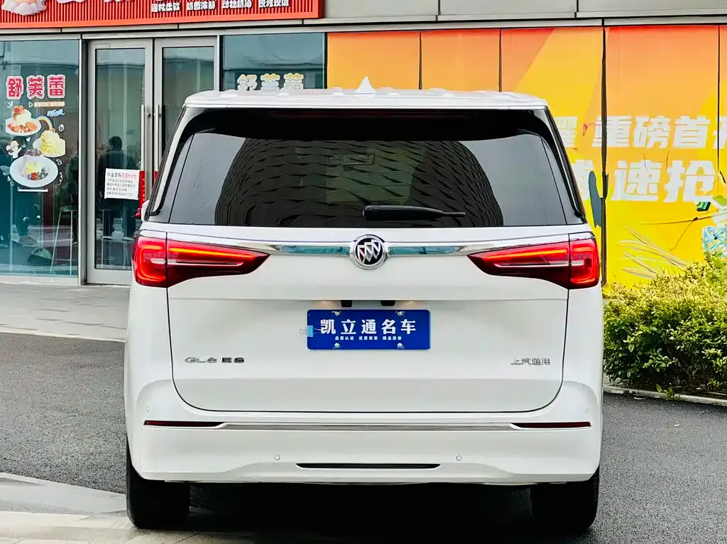 Buick GL8 2024 из CN, фото 4