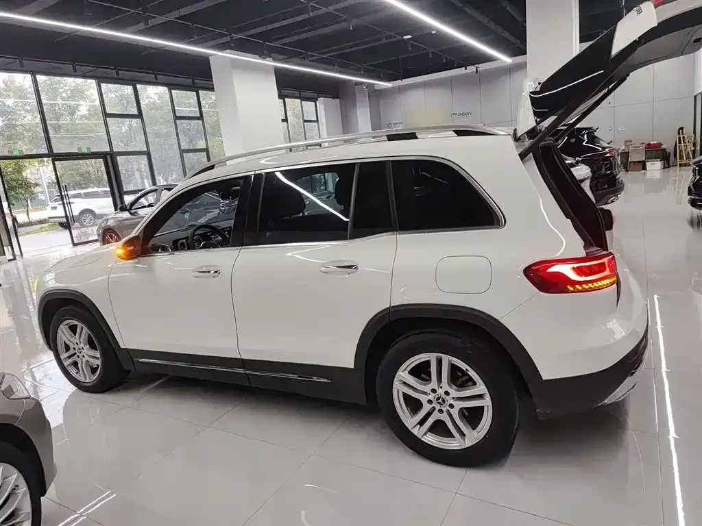 Mercedes-Benz GLB 2022 из CN, фото 5