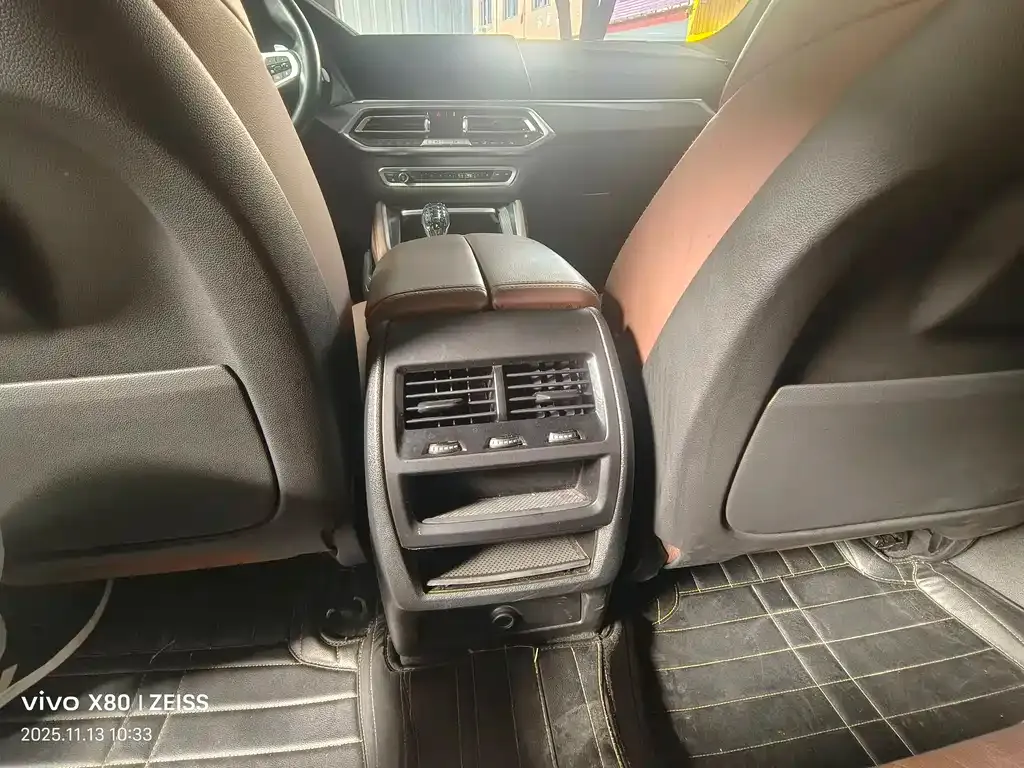 BMW X6 2021 из CN, фото 8