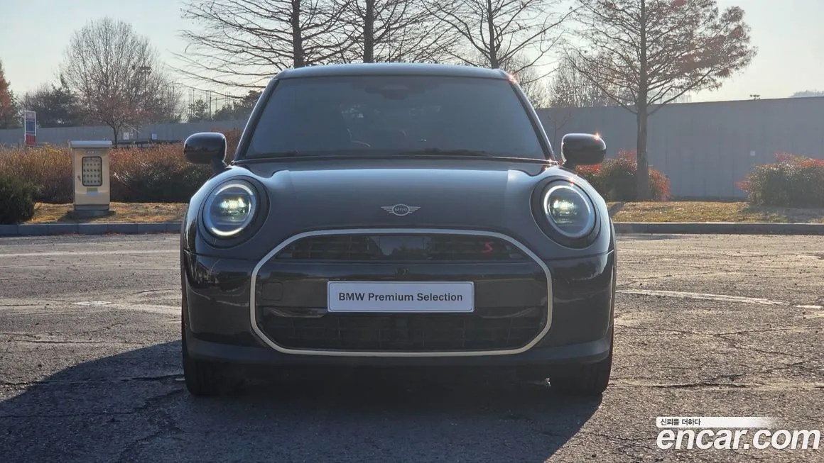 Mini Cooper 2025 из KR, фото 3