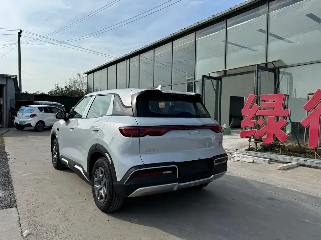 BYD Yuan UP — фото 10