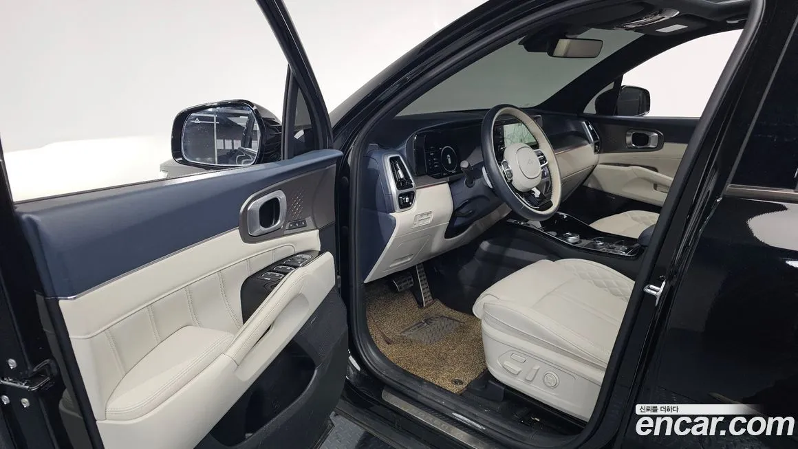 Kia Sorento — фото 10