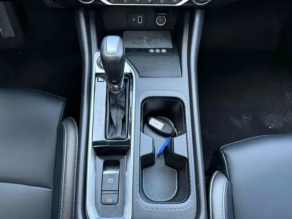 Nissan Sylphy 2023 из CN, фото 10