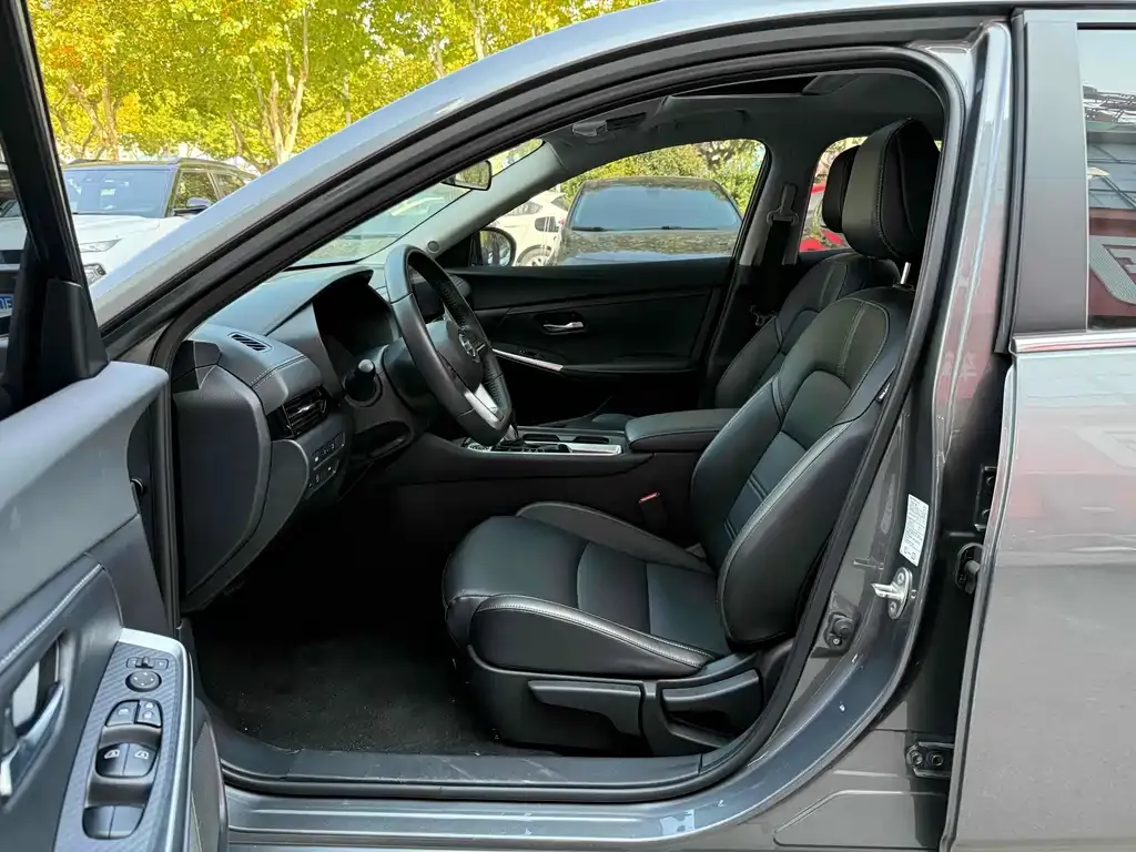 Nissan Sylphy 2023 из CN, фото 9