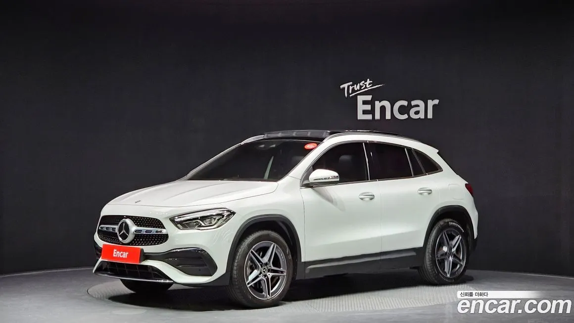 Mercedes-Benz GLA-Class — фото 1