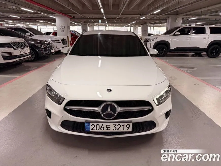 Mercedes-Benz A-Class 2023 из KR, фото 3