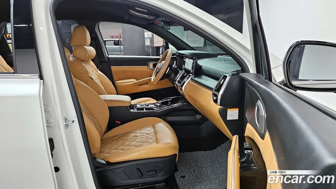 Kia Sorento — фото 10