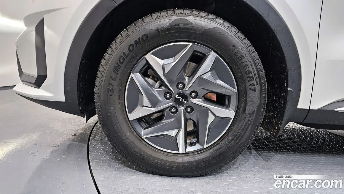 Kia Sorento — фото 5