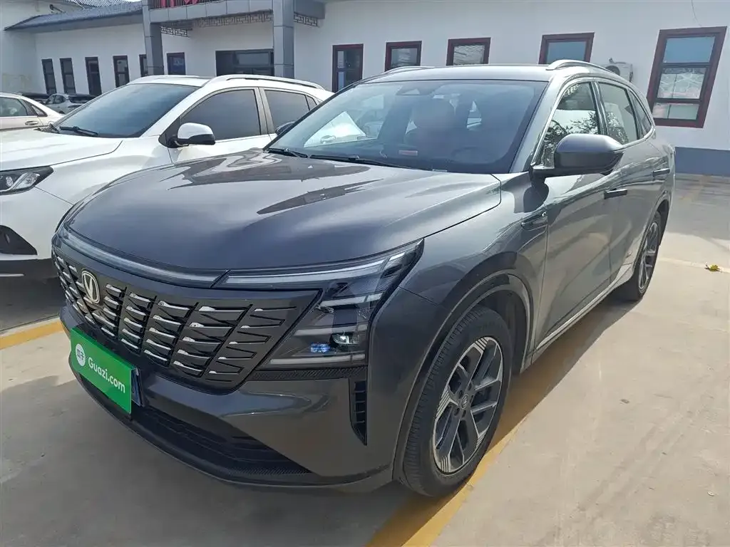 Changan CS75PLUS — фото 1