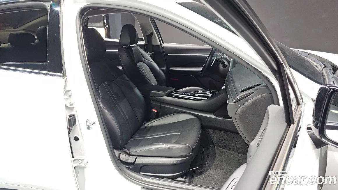 Hyundai Sonata 2022 из KR, фото 10