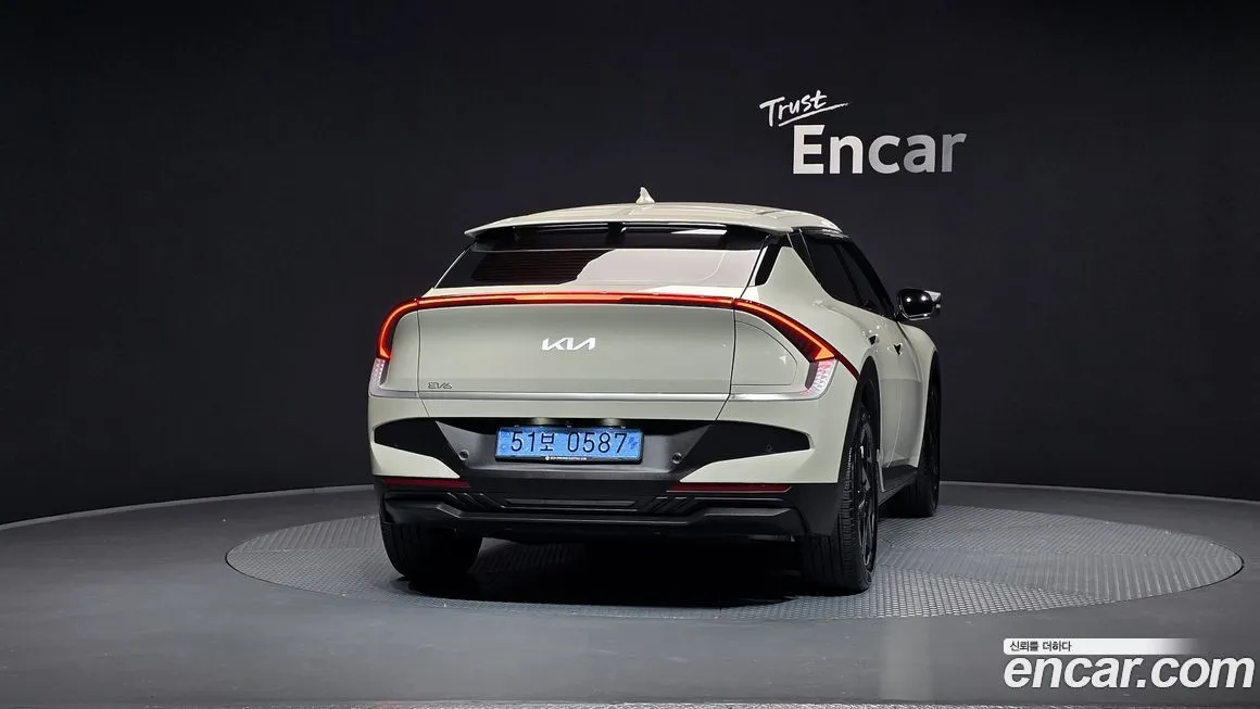 Kia EV6 — фото 4