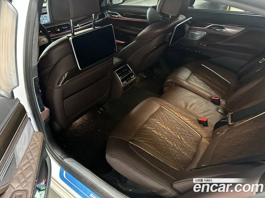BMW 7-Series 2022 из KR, фото 9