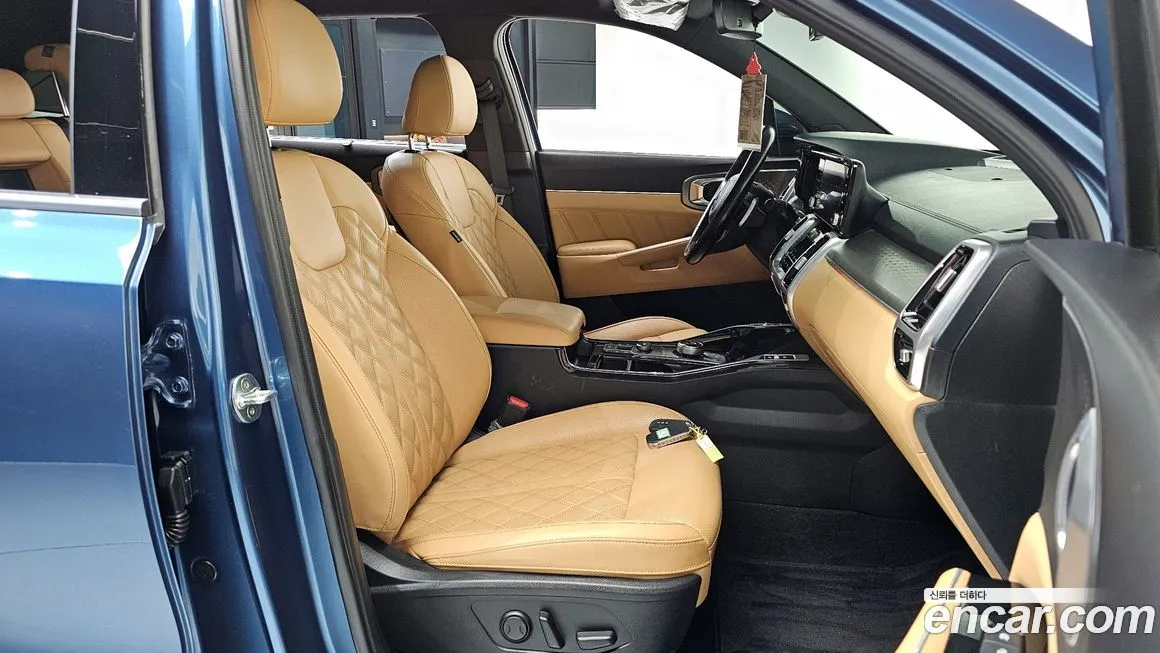 Kia Sorento — фото 10