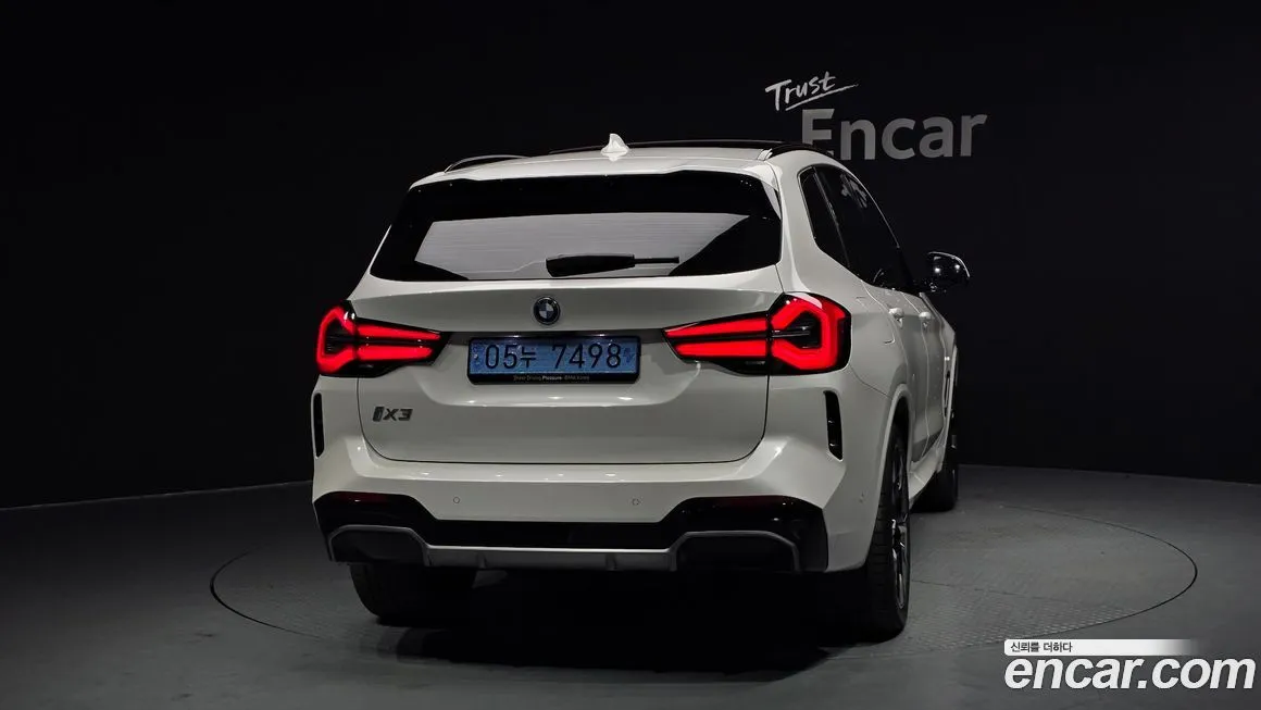 BMW iX3 2024 из KR, фото 4