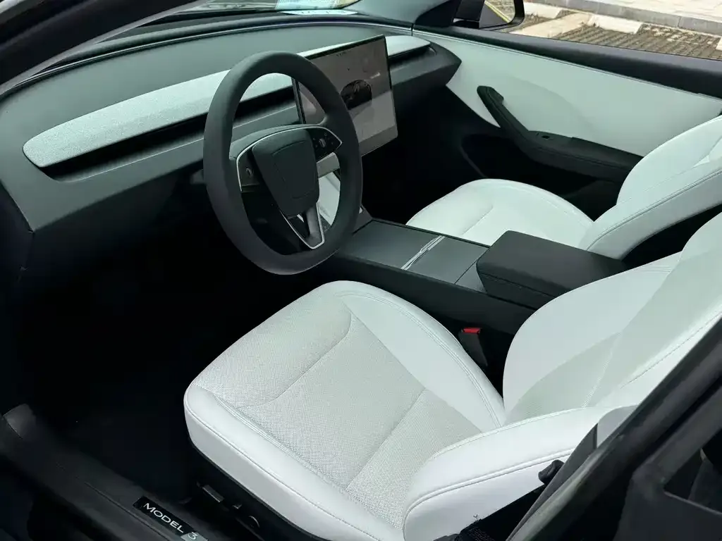Tesla Model 3 2024 из CN, фото 4