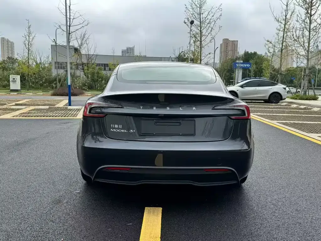 Tesla Model 3 2024 из CN, фото 7