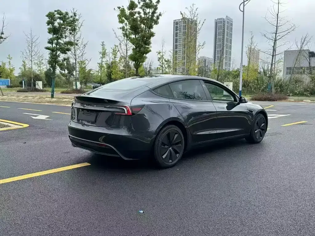 Tesla Model 3 2024 из CN, фото 8
