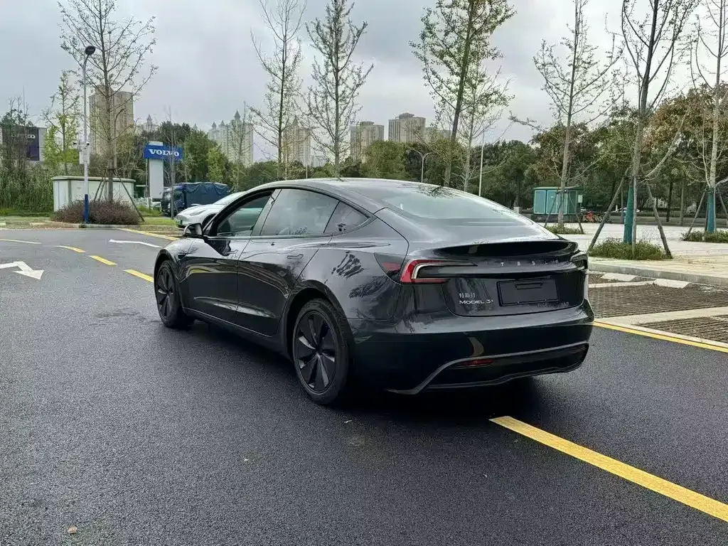 Tesla Model 3 2024 из CN, фото 9