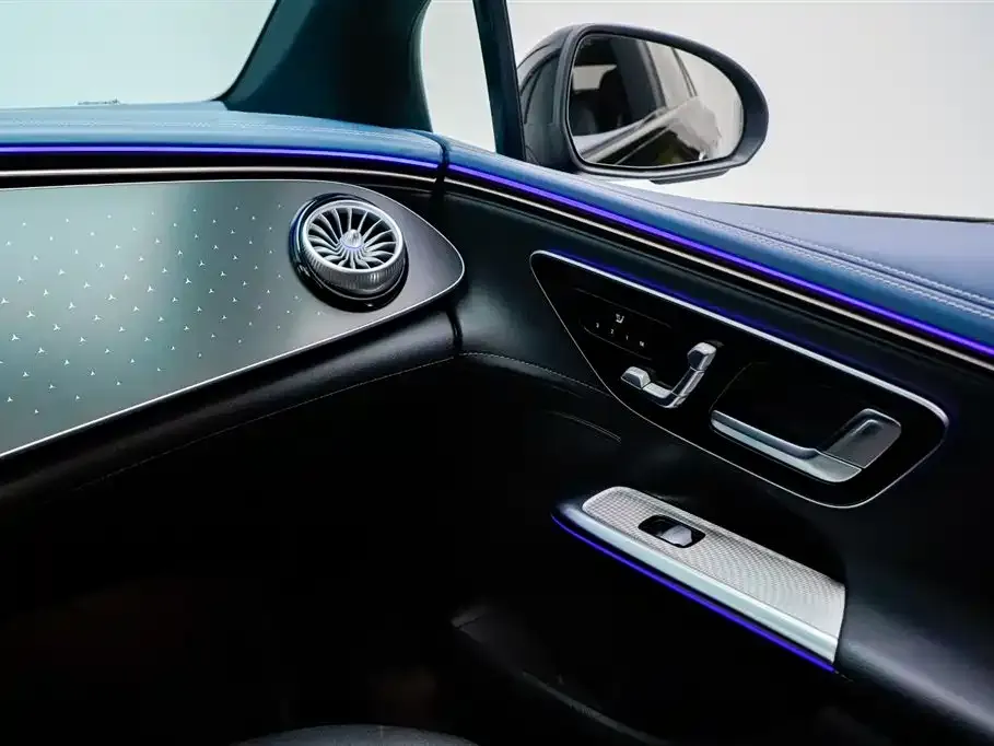 Mercedes-Benz EQE 2023 из CN, фото 4