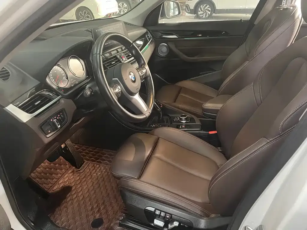 BMW X1 2023 из CN, фото 8