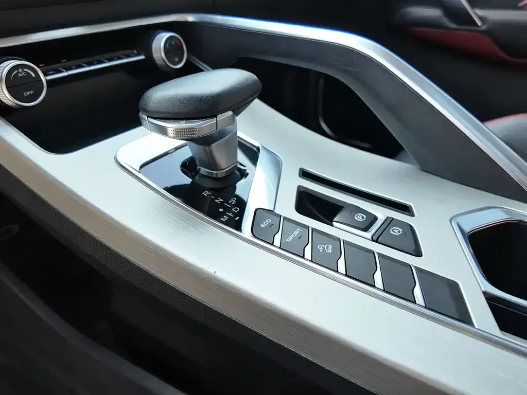 Geely Binyue 2022 из CN, фото 8