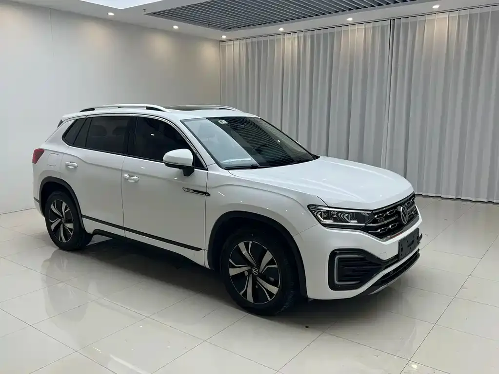 Volkswagen GTE PHEV 2022 из CN, фото 3