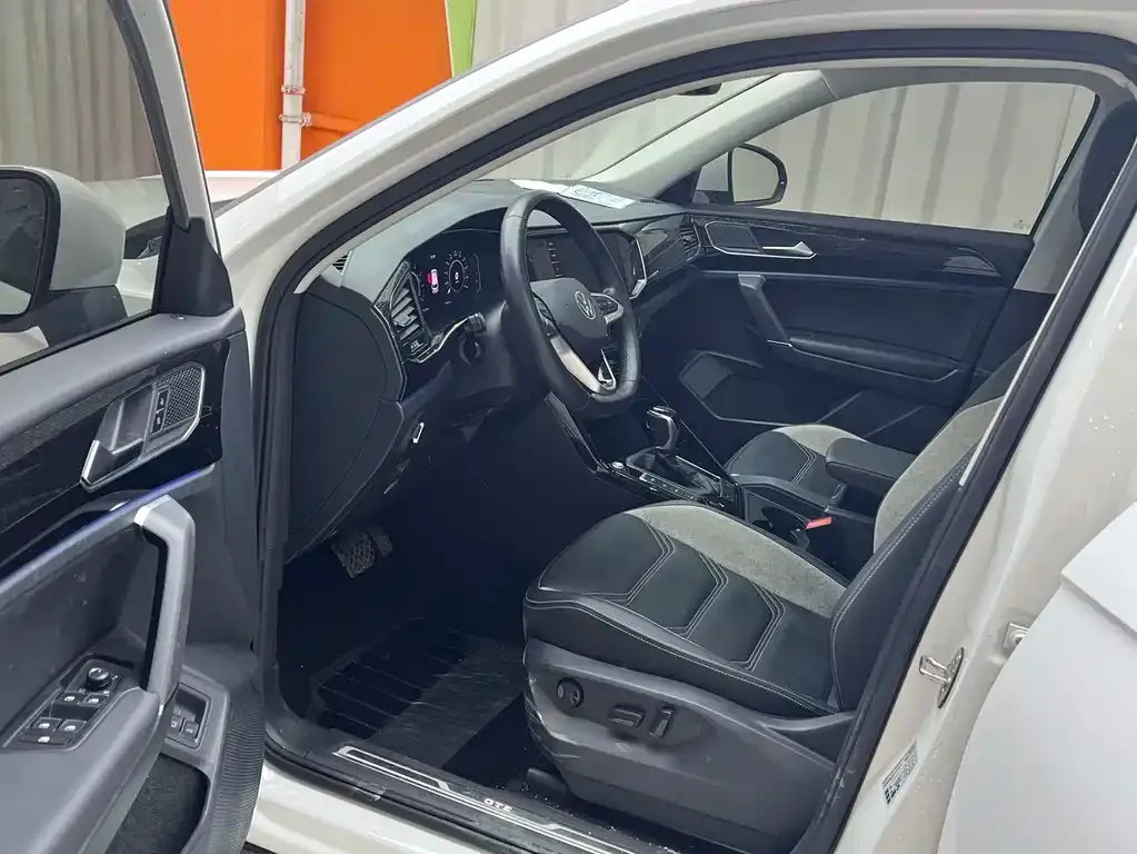 Volkswagen GTE PHEV 2022 из CN, фото 4
