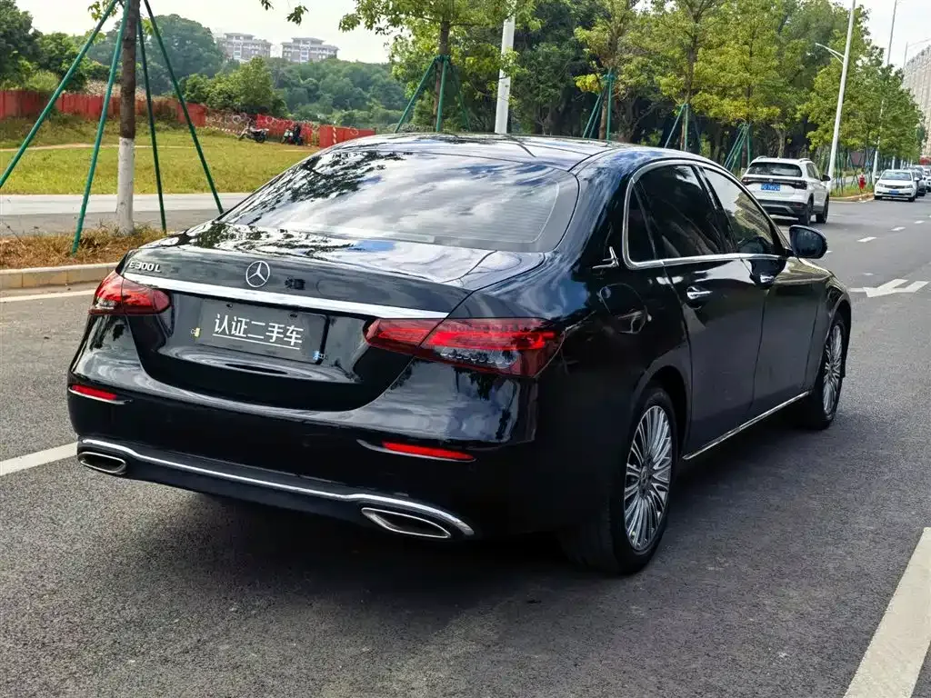 Mercedes-Benz E-Class 2023 из CN, фото 7