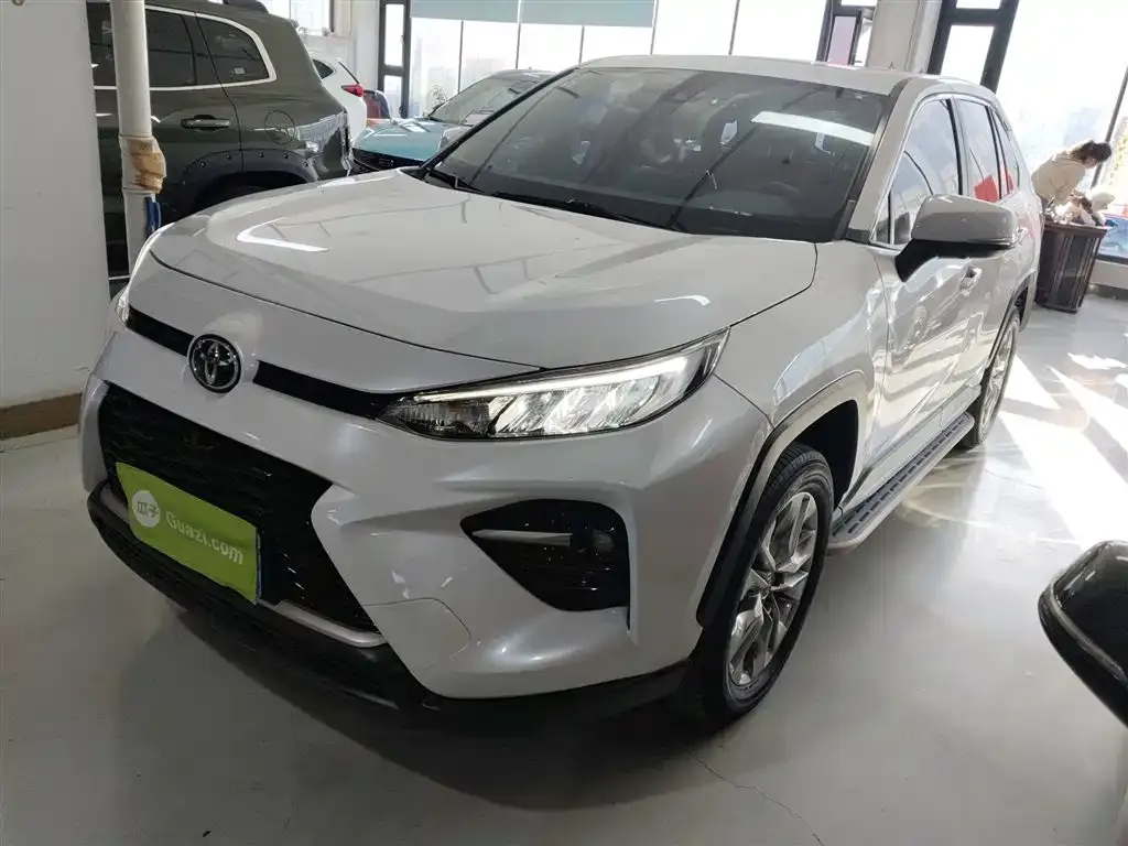 Toyota Wildlander 2023 из CN, фото 2