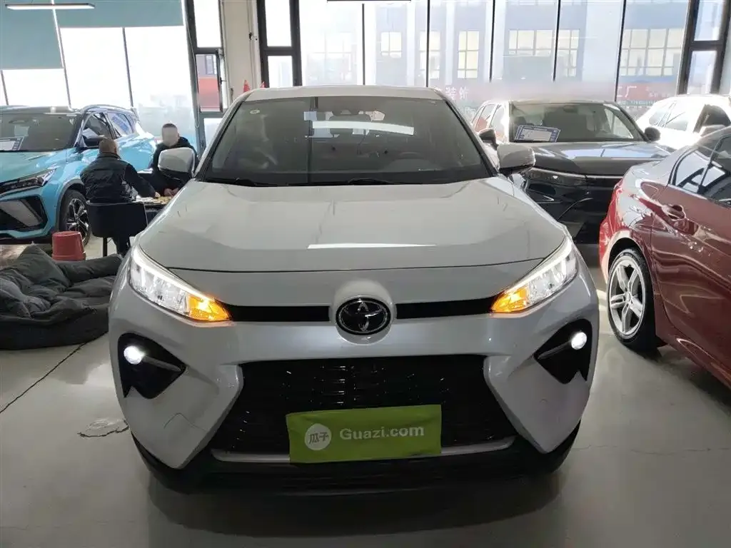 Toyota Wildlander 2023 из CN, фото 3