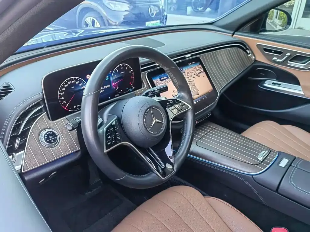 Mercedes-Benz E-Class 2024 из CN, фото 5